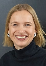 Dr. Antje Bernier